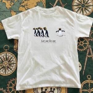 Gildan Men White T-Shirt, White Penguin Graphic Tee